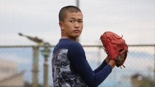 「もう一度あの舞台に戻りたい」1年で急成長を遂げた山梨学院の左腕エースが5年連続の選抜の切符に導く！