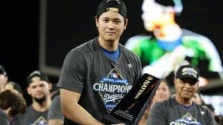 3本塁打＆10奪三振の「伝説的な夜」　大谷翔平に味方選手も啞然呆然「時々彼が実在するのか確かめなければならない」