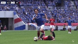 「何やってんだよ！」浦和DFが“痛恨ミス”で先制点献上…「切り替えだぞ根本」ファンは大卒ルーキーを叱咤激励「チーム全体の問題」