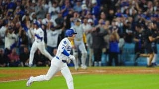 大谷翔平に思わず「WOW」　伝説の試合を訪れた米セレブ…バックネット裏で大歓声