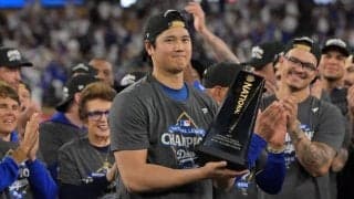 大谷翔平をベッツは「信じてくれていた」　肩を抱き合い…自ら投稿した“貴重な1枚”