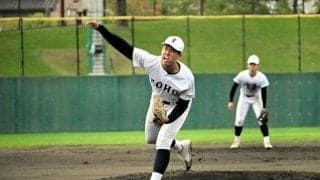 気迫の投球実らず降板、夏に誓う「信頼される投手に」　東邦・伊藤