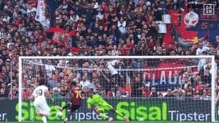 「救世主」「伝説だ」GK鈴木彩艶、まさかの“膝”でセリエA初のPKストップ！「ブッフォンですか？」「感動した」ビッグセーブ連発でMOM受賞