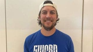 DeNAバウアーが帰国「またお会いできる日を」　2年ぶり復帰も苦悩のシーズン、CSは出番なし