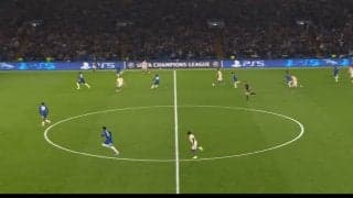 「スイッチ入った」負傷明けの日本代表DFが“5失点”に奮起「ついに攻撃参加」4枚抜きの“密集突破”にファン「戦術板倉で行くしかない」