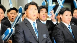 開会から2時間「呼ばれないと思った」楽天7位、近大の阪上翔也選手