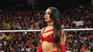 小柄女子レスラー、“恥ずかし固め”式の脳天落下を“まさか”の方法で回避「こんな返しあるのw」驚きの声