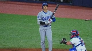 大谷翔平へ「お前はいらない」の大合唱　打席で敵ファンが“痛烈コール”…WS1号も11失点大敗