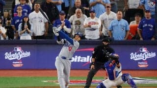 ウソだろ…！？ 大谷翔平に「そりゃビビる」驚愕の“超高弾道アーチ”→相手捕手のリアクションが話題に「運ばれると思わないだろ」