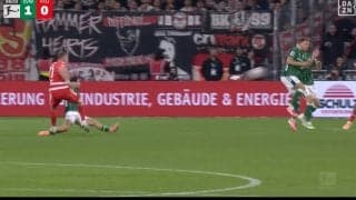 「大丈夫か？」日本代表DF、シュートブロックの直後に負傷か「軽傷であれ」足を引きずりながら途中交代に