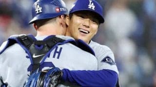 「伝説になりつつある」“大舞台に強い男”が示した貫禄の完投　米メディアも称賛する山本由伸の“静寂のマウンド”「幽霊のように静まり返らせた」