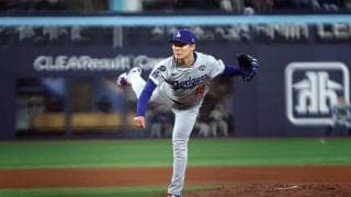 一体、何が起きた…！？ 山本由伸に「絶望しかない」衝撃の1球→相手打者が動けなくなる「首かしげてる」「宝石やな」