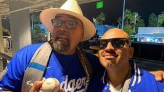 大谷同点弾で“我を忘れる”大絶叫「アーー！」　45年間ド軍ファン男性の予言的中「No.1!」