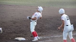 智弁学園が継続試合をサヨナラ勝ちで制す！1年生4番が守備のミスを取り返す殊勲打【近畿大会】