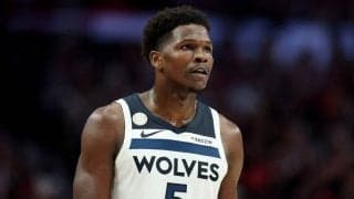 ウルブズのオールスターガード、アンソニー・エドワーズがハムストリング負傷で離脱