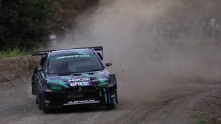 10月31日、ジャパンモビリティショーでジムカーナとダートトライアルが競演。田口勝彦や鎌田卓麻が登場