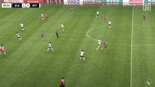 Ｊリーグにモドリッチ出現！？新潟MFの“神業アウトサイドパス”が「異次元」「天才」スーパーアシストの瞬間「なんちゅうパスやねん」