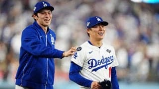 一体、何が起こった…！？ 山本由伸、目を疑う“まさかの光景”「すげえな」「泣ける」ベンチに“異変”→延長18回で衝撃展開「朗希がビビってた」