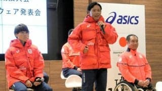 芯の強さをイメージ　冬季五輪・パラリンピックの公式ウェアお披露目