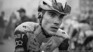 ブエルタ期間中に衝撃発表。アユソが契約返上でシーズン末にUAE離脱｜ブエルタ・ア・エスパーニャ2025