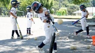 芯で打ったのに…“飛距離が出ない”原因は？　最強捕手も磨いた「押し込む感覚」