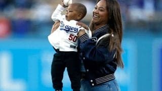 真美子さん不在も…ドジャース夫人会が「勝利の女神」に　統一の“戦闘服”に大反響「ONE PIECEの海軍みたいに凄みが」