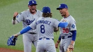 前日先発の山本由伸が好救援で「野球少年に戻った」　ドジャース連覇