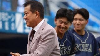 ｢500本打てるバッターに」原辰徳氏が阪神ドラ1スラッガーにエール！本人も満面の笑み｢嬉かった｣