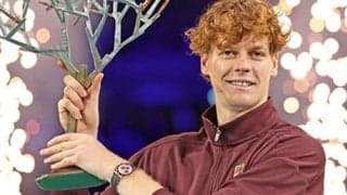  シナー 初Vで世界1位奪還 