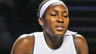  前年女王 ダブルフォルト17本で黒星 