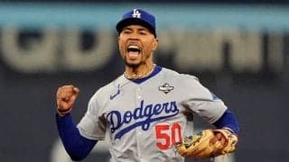 由伸とハグ…ベッツ妻が大興奮「壮絶だった！」　真美子さんらと観戦「誇りに思うわ！」