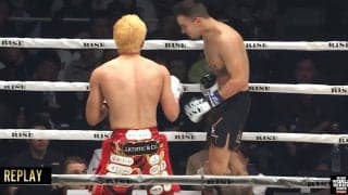 「あーー！」突然の“ギブアップ”KO 衝撃光景に実況絶叫 「初めて見ました」識者も驚愕