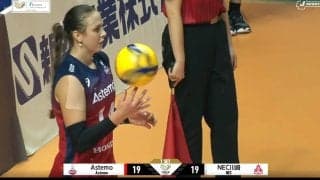 女子バレー、指で“どんだけ”回す？ サーブ前の高速ルーティンがめっちゃすごいと話題