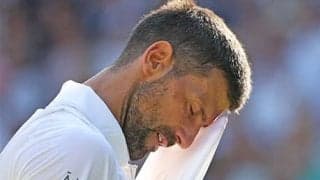 涙ジョコビッチ 恩師の死を悼む