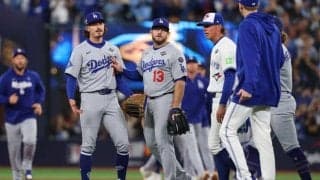 「まるで用心棒みたいだった」マンシーが“乱闘寸前”の場面で起こした行動「彼にはこの試合に残ってもらわないといけない」