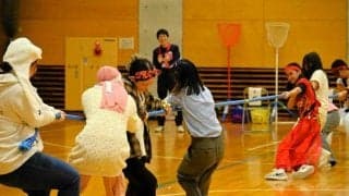 夜間中学で初めての運動会　最高齢は88歳、世代超え共に楽しむ