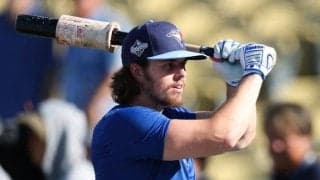 涙、嗚咽飛び交ったBジェイズのクラブハウス　目の前で逃した世界一…主砲の癒えぬ傷