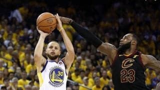 レブロンがカリーの影響力を語る「今は誰もが3ポイントを打つ。それはステフのお陰さ」