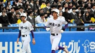 関東第一が決勝へ、1年生が2打席連続本塁打　秋季東京都大会
