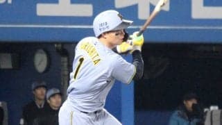 侍ジャパン、西武の左腕エースがまさかの9失点も18安打14得点の猛攻で広島に競り勝つ！