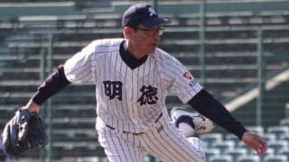 日本初の”両投げ”投手が明かした苦悩　「前例がないことはダメ」令和で感じた球界の変化