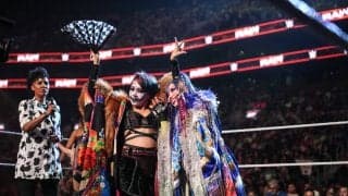 「目立ちすぎだろ！」人気日本人女子レスラーの“ホラーすぎる”ドクター＆ナースコスにファン歓喜「最高の悪役！」