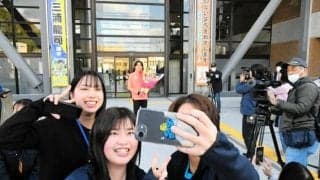 「浜田の英雄」　陸上の三浦龍司選手が帰郷、200人駆けつけ　島根