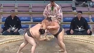 「出禁で頼む」「まじやめろ」大相撲、マナー知らずな客席の“盛り上がり方”に非難殺到