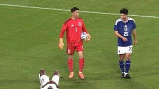 衝撃の仁王立ち！日本代表・早川友基、突っ込んできた敵FWを逆に吹っ飛ばす「体当たりにビクともしない」「これがJリーグ最強GK」「体幹強すぎ」ネット騒然