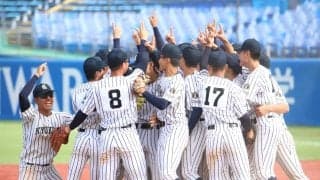 九州国際大付が悲願の初優勝！スーパー1年生・岩見が9回途中1失点、107キロ巨漢が2ラン！神宮枠は九州に【25年明治神宮大会】