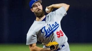 ド軍が“流出阻止”した201センチの有望左腕は「ドレーヤーのような存在に」ポテンシャル評価で40人枠に