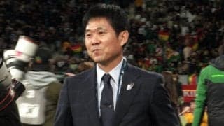 「感動したマジで」日本代表の“絆”に絶賛続々「一緒に喜ぶ姿が最高」「素敵すぎる」堂安律らが森保一監督と抱き合ってゴール祝福