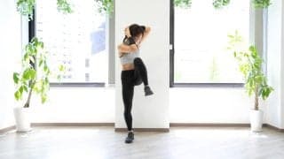 8分でお腹スッキリ！座らずできる“立ち腹筋”がアツい