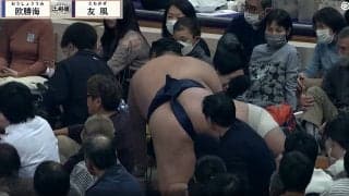 「カメラ壊れたか」大相撲で館内騒然のアクシデント 元力士「お客さん避けるとこうなる。僕も何回も…」